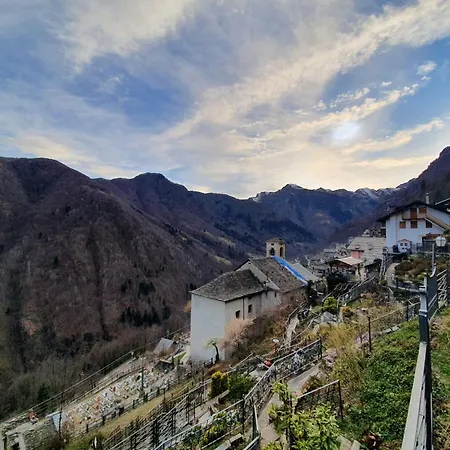 Casa Dello Gnomo Valsesia * Rossa